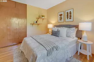 8329 SE Morrison St, Portland, OR 97216 - Photo 18