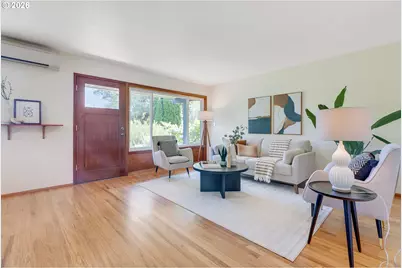 8329 SE Morrison St, Portland, OR 97216 - Photo 4