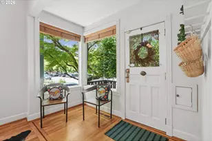 2042 SE Ankeny St, Portland, OR 97214 - Photo 4