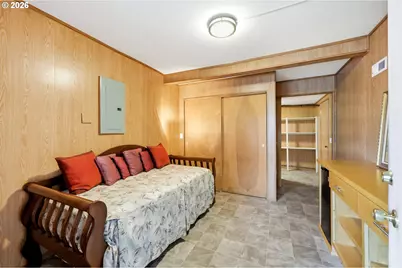 2555 SW Sunset Blvd, Portland, OR 97239 - Photo 14