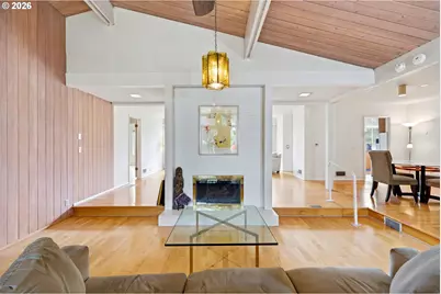 2555 SW Sunset Blvd, Portland, OR 97239 - Photo 6