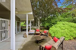 2555 SW Sunset Blvd, Portland, OR 97239 - Photo 20