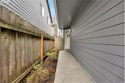 5916 NE 47th St, Vancouver, WA 98661 - Photo 2