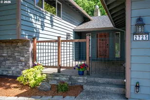 2725 SE Hollyhock Ct, Hillsboro, OR 97123 - Photo 2