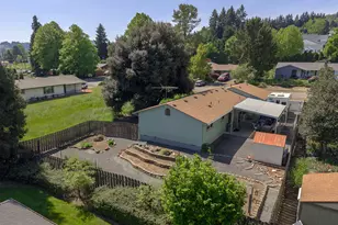 791 SW Linden Ln, Dundee, OR 97115 - Photo 32