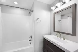 809 Jq Adams St, Oregon City, OR 97045 - Photo 22