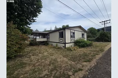 317 Applegate Ave, Drain, OR 97435 - Photo 4