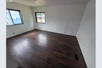 317 Applegate Ave, Drain, OR 97435 - Photo 14