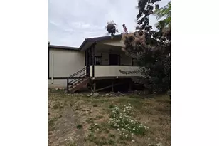 317 Applegate Ave, Drain, OR 97435 - Photo 6