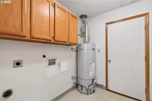 59227 Westshire Ln, Saint Helens, OR 97051 - Photo 24