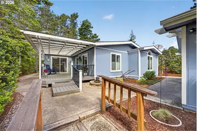 249 Munsel Creek Loop, Florence, OR 97439 - Photo 4