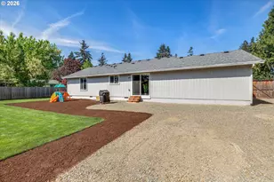 1144 N Pine St, Canby, OR 97013 - Photo 36