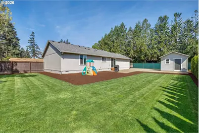 1144 N Pine St, Canby, OR 97013 - Photo 32