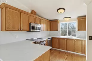 139 E 92nd St, Tacoma, WA 98445 - Photo 8