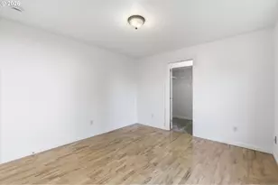 139 E 92nd St, Tacoma, WA 98445 - Photo 30