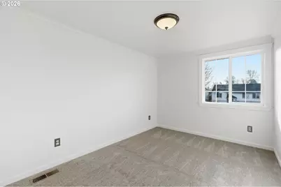 139 E 92nd St, Tacoma, WA 98445 - Photo 12