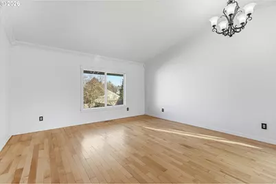 139 E 92nd St, Tacoma, WA 98445 - Photo 4