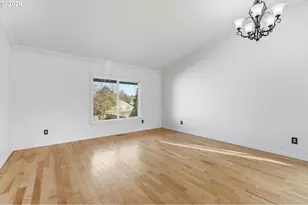 139 E 92nd St, Tacoma, WA 98445 - Photo 4