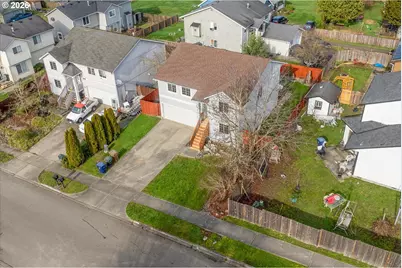 139 E 92nd St, Tacoma, WA 98445 - Photo 2