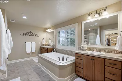 18262 SW Santoro Dr, Beaverton, OR 97007 - Photo 24