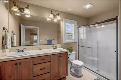 18262 SW Santoro Dr, Beaverton, OR 97007 - Photo 32