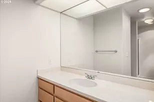 370 Magnolia Dr, Creswell, OR 97426 - Photo 32