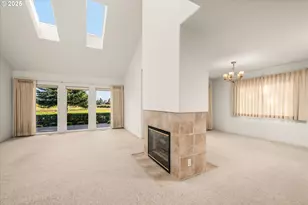 370 Magnolia Dr, Creswell, OR 97426 - Photo 6