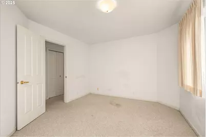 370 Magnolia Dr, Creswell, OR 97426 - Photo 28