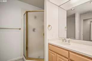 370 Magnolia Dr, Creswell, OR 97426 - Photo 24