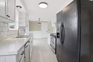 12306 SE 1st St, Vancouver, WA 98660 - Photo 18