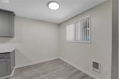 1829 NE 23rd Ct, Hillsboro, OR 97124 - Photo 10