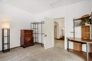 9224 SW 26th Ave, Portland, OR 97219 - Photo 8