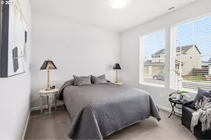 1429 Gladiola Dr, Junction City, OR 97448 - Photo 6