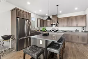 1429 Gladiola Dr, Junction City, OR 97448 - Photo 16