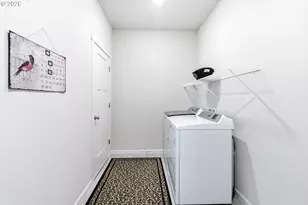 1429 Gladiola Dr, Junction City, OR 97448 - Photo 22