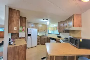 1199 N Terry St, Eugene, OR 97402 - Photo 16