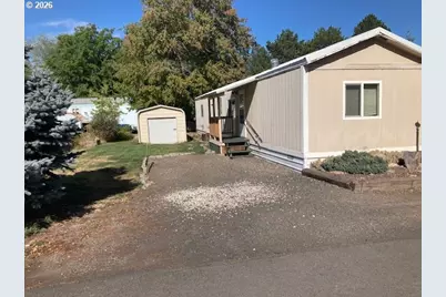 1809 26th St, La Grande, OR 97850 - Photo 2