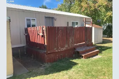 1809 26th St, La Grande, OR 97850 - Photo 4