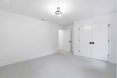 16901 Kara Ln, Lake Oswego, OR 97035 - Photo 46