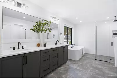 16901 Kara Ln, Lake Oswego, OR 97035 - Photo 32