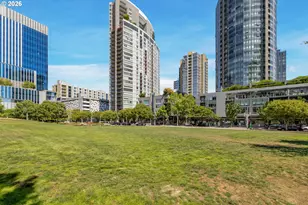 3570 S River Pkwy, Portland, OR 97239 - Photo 34