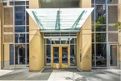 3570 S River Pkwy #1313, Portland, OR 97239 - Photo 2