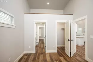 364 19th St, Springfield, OR 97477 - Photo 8