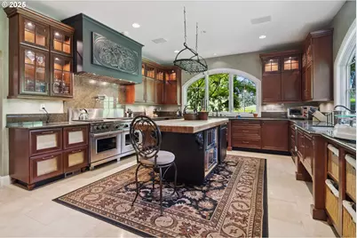 1500 SE Waverly Dr, Portland, OR 97222 - Photo 18