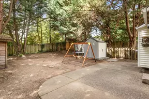 5098 NE Schoeler Cir, Hillsboro, OR 97124 - Photo 22