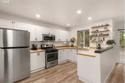 5098 NE Schoeler Cir, Hillsboro, OR 97124 - Photo 6