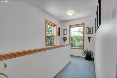 10724 SE Clinton St, Portland, OR 97266 - Photo 20