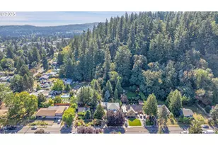 10724 SE Clinton St, Portland, OR 97266 - Photo 42