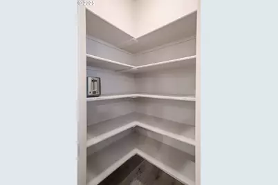 3850 Summerlinn Dr, West Linn, OR 97068 - Photo 6