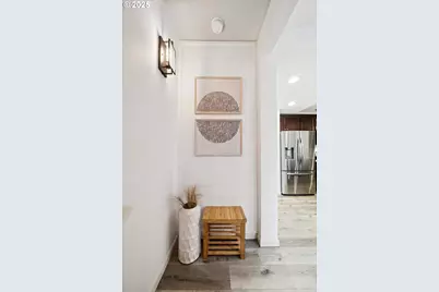 3850 Summerlinn Dr, West Linn, OR 97068 - Photo 2